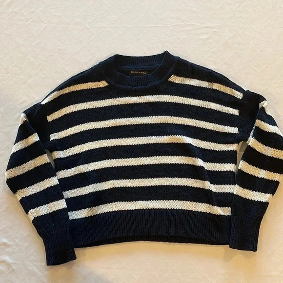 Banana Republic TAPE YARN SWEATER blue and white small petite EUC - Picture 2 of 4